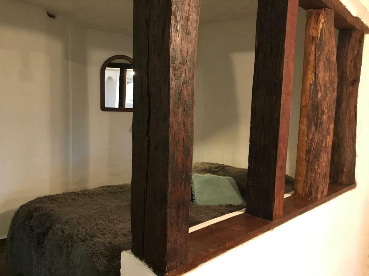 Les Troglos De L'Echeneau Vouvray Exteriör bild